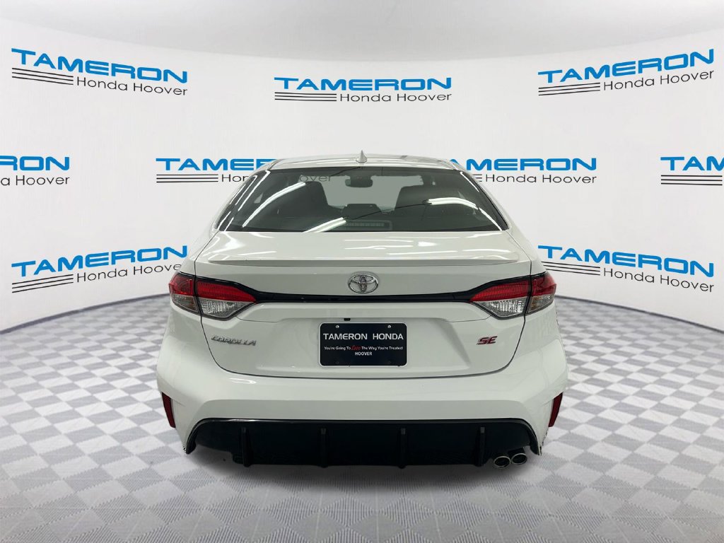 Used 2023 Toyota Corolla SE FWD image 4