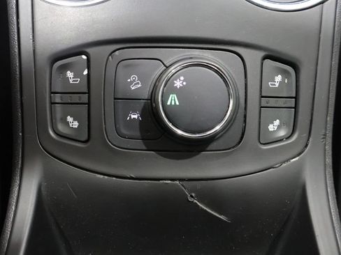 Used 2023 GMC Terrain AT4 AWD/4WD image 33