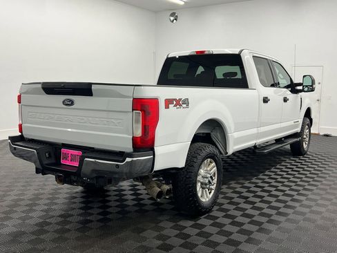 Used 2017 Ford F350 XLT w/ XLT Value Package AWD/4WD image 8