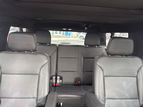 Used 2021 GMC Yukon XL Denali w/ Denali Premium Package image 41