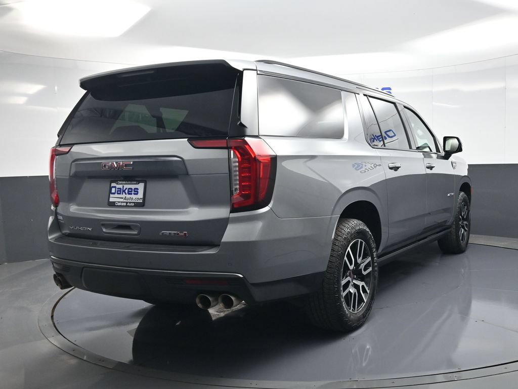 Used 2023 GMC Yukon XL AT4 w/ Technology Package AWD/4WD image 7
