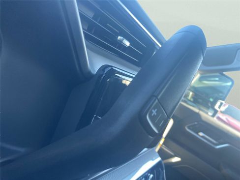 New 2026 GMC Sierra 2500 Denali w/ Denali Reserve Package image 17