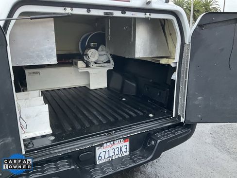 Used 2022 Toyota Tacoma SR image 12