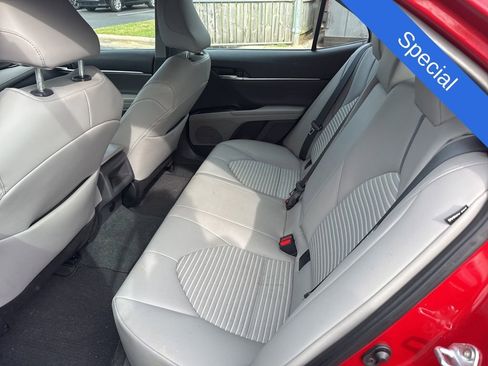 Used 2023 Toyota Camry SE w/ Convenience Package image 8