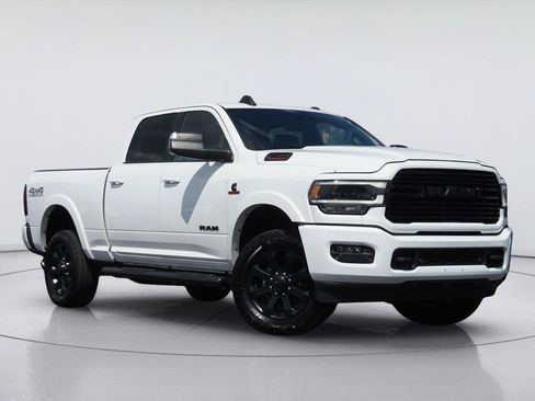 Used 2022 RAM 2500 Laramie AWD/4WD image 2