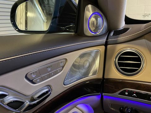 Used 2020 Mercedes-Benz S 560 4MATIC Sedan image 18