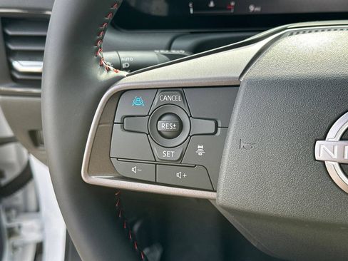 New 2026 Nissan Sentra SR w/ SR Premium Package FWD image 24