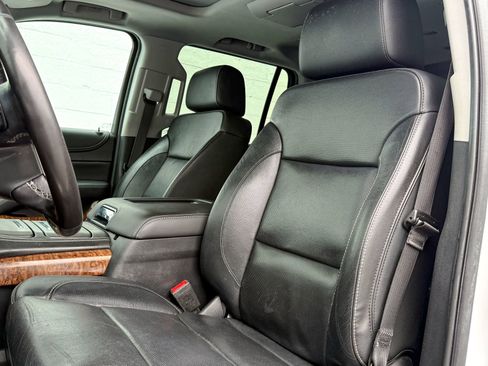 Certified 2020 Chevrolet Tahoe Premier AWD/4WD image 16