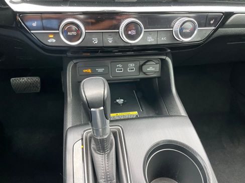 Certified 2024 Honda Civic Touring image 19