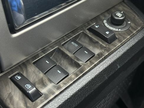 Used 2015 Ford Expedition EL Limited w/ Equipment Group 301A AWD/4WD image 25