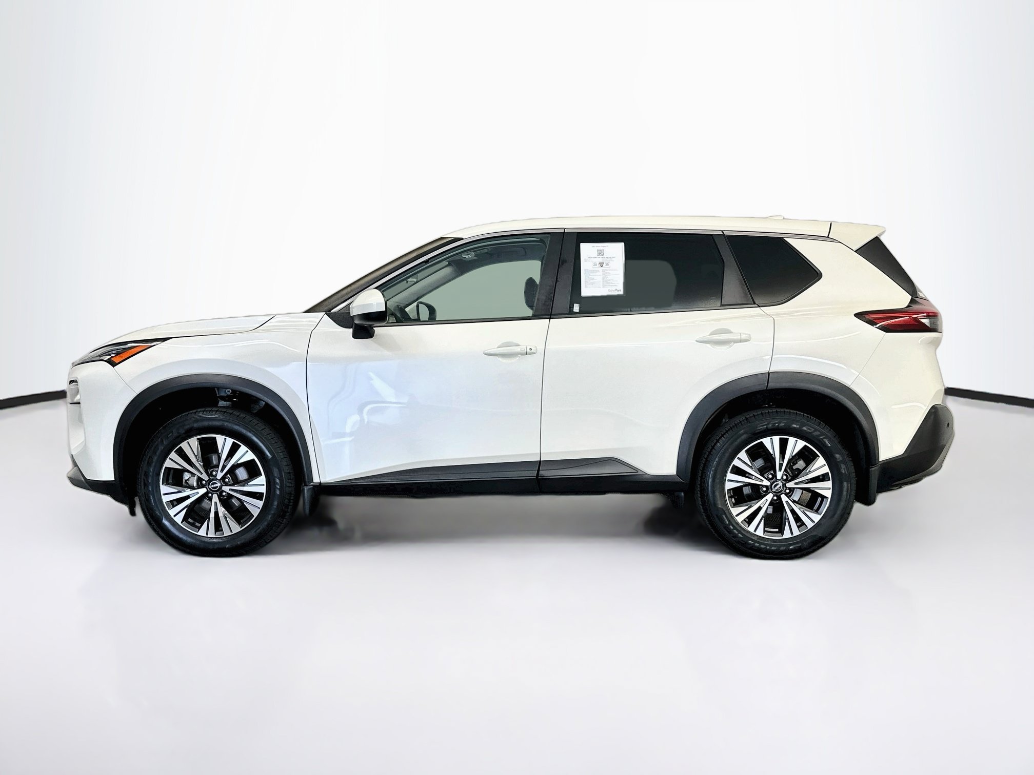 Used 2023 Nissan Rogue SV AWD/4WD image 4