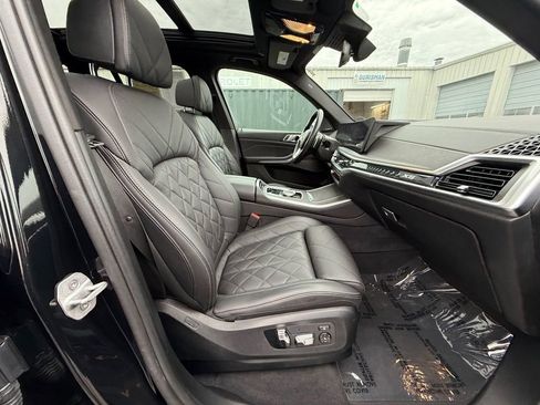 Used 2025 BMW X5 sDrive40i w/ Climate Comfort Package image 27