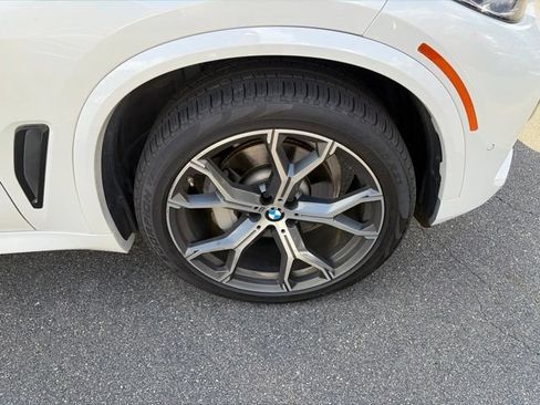 Used 2020 BMW X5 xDrive40i w/ M Sport Package AWD/4WD image 21