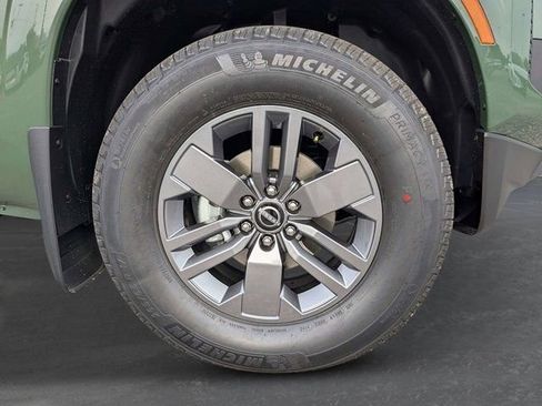 New 2026 Nissan Frontier SV w/ Tow Package AWD/4WD image 9
