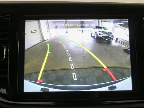 Used 2025 Dodge Durango R/T w/ Blacktop Package AWD/4WD image 32