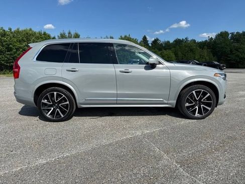 Used 2024 Volvo XC90 B6 Plus w/ Protection Package Premier AWD/4WD image 9