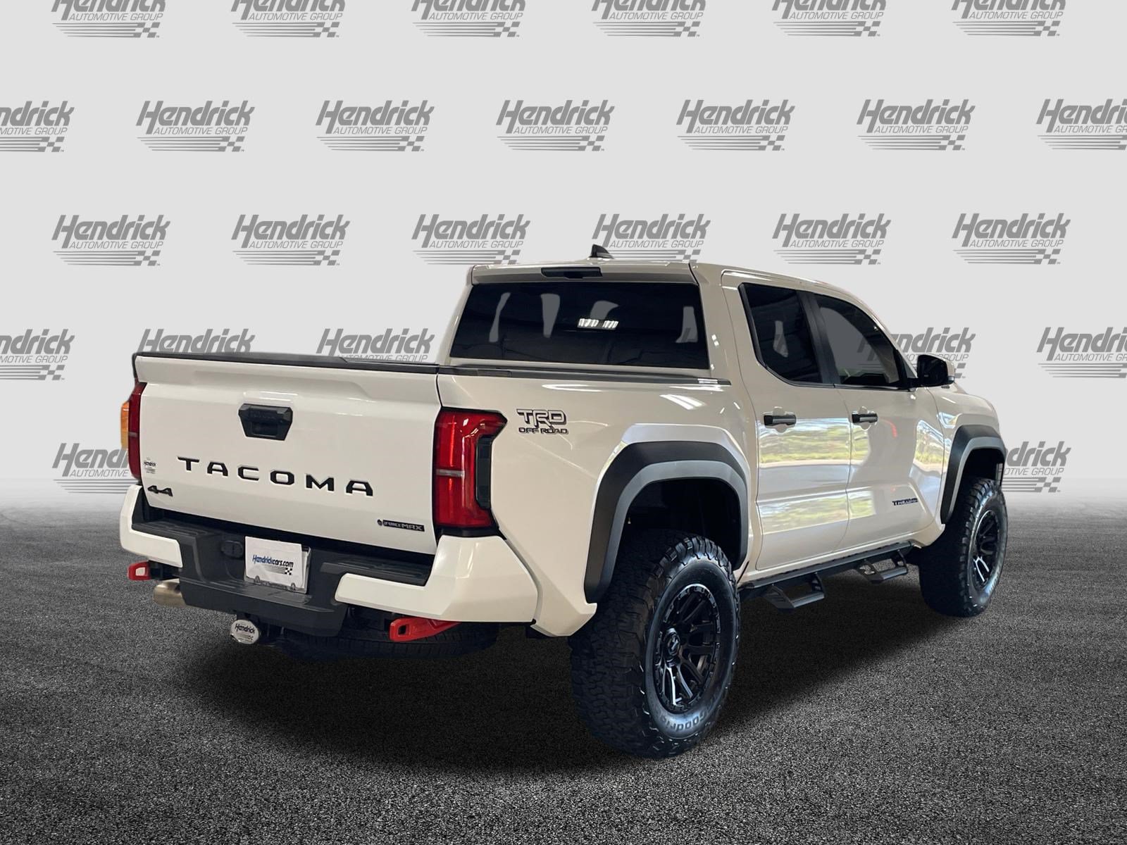 Used 2024 Toyota Tacoma TRD Off-Road AWD/4WD image 10