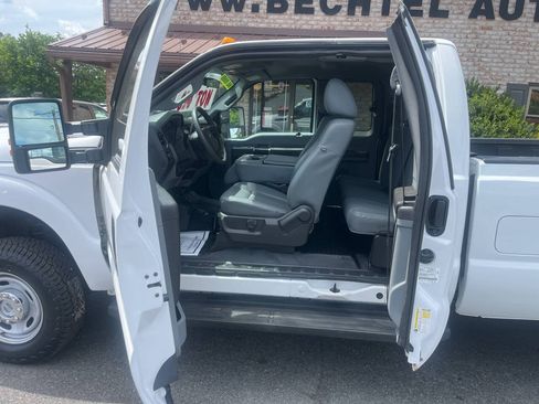 Used 2016 Ford F250 XL w/ Power Equipment Group AWD/4WD image 20