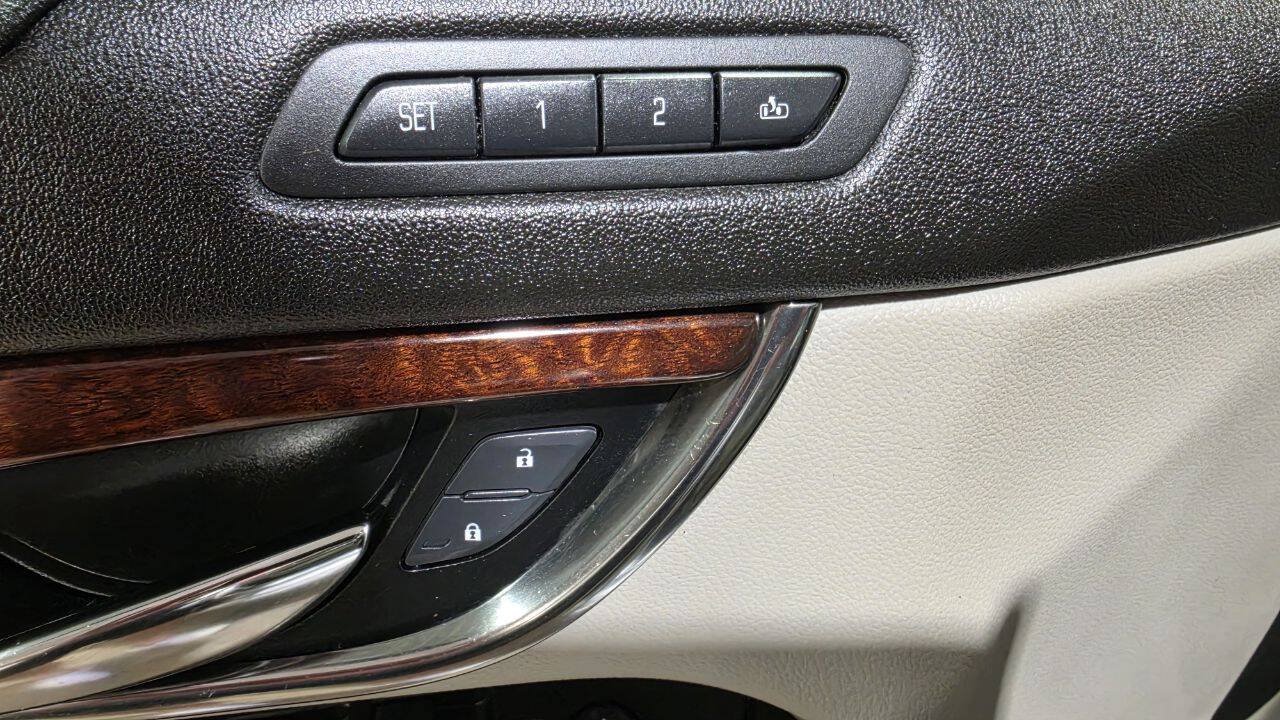 Used 2014 Cadillac ATS Luxury w/ Cold Weather Package AWD/4WD image 20