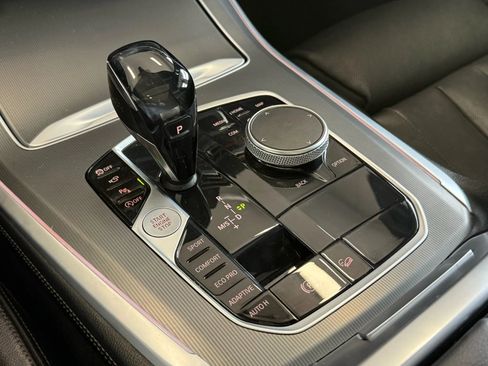 Used 2019 BMW X5 xDrive40i w/ Luxury Seating Package image 18