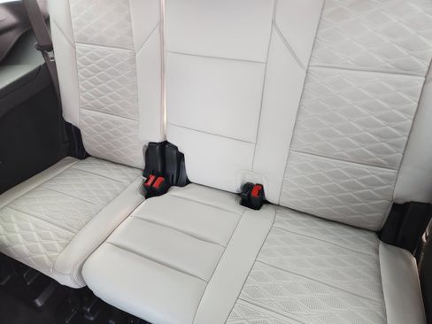 Used 2025 Cadillac Escalade Sport Platinum w/ LPO, Floor Liner Package image 34