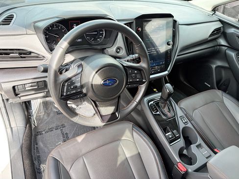 Used 2024 Subaru Crosstrek 2.5i Limited w/ Crosstrek Mirror Package AWD/4WD image 24