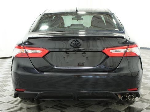 Used 2020 Toyota Camry SE w/ Protection Package (Q2) FWD image 28