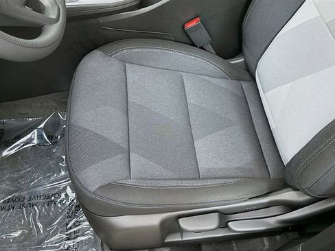 New 2026 Chevrolet Trax LS w/ LS Convenience Package image 20