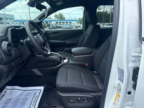 New 2026 Chevrolet Colorado W/T w/ Advanced Trailering Package AWD/4WD image 9