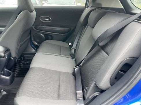 Used 2019 Honda HR-V EX image 6