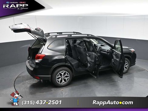 Used 2024 Subaru Forester Premium AWD/4WD image 51