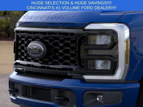 New 2026 Ford F350 Lariat w/ Black Appearance Package AWD/4WD image 17