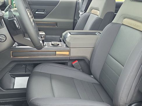 New 2025 GMC Hummer EV 3X w/ LPO, Sport Package image 22