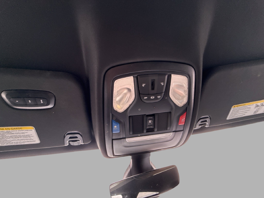 Used 2023 RAM 1500 4x4 Crew Cab image 23