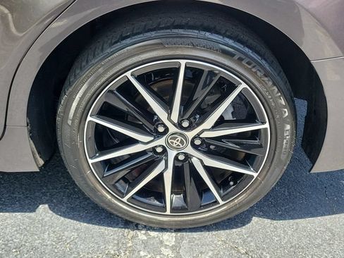 Used 2023 Toyota Camry SE FWD image 7