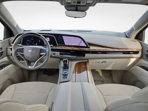 Used 2023 Cadillac Escalade ESV Sport Platinum w/ LPO, Floor Liner Package AWD/4WD image 9