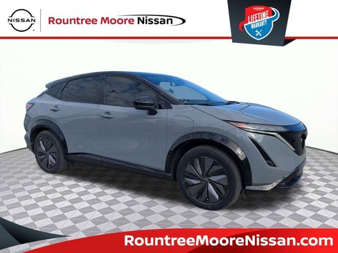 Used 2023 Nissan Ariya AWD image 1