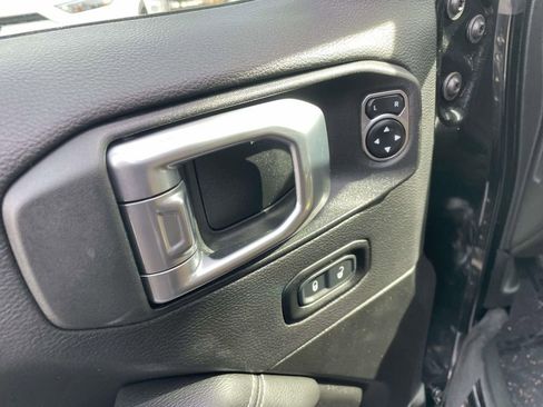 Used 2023 Jeep Wrangler Unlimited Rubicon 4xe w/ Steel Bumper Group image 27