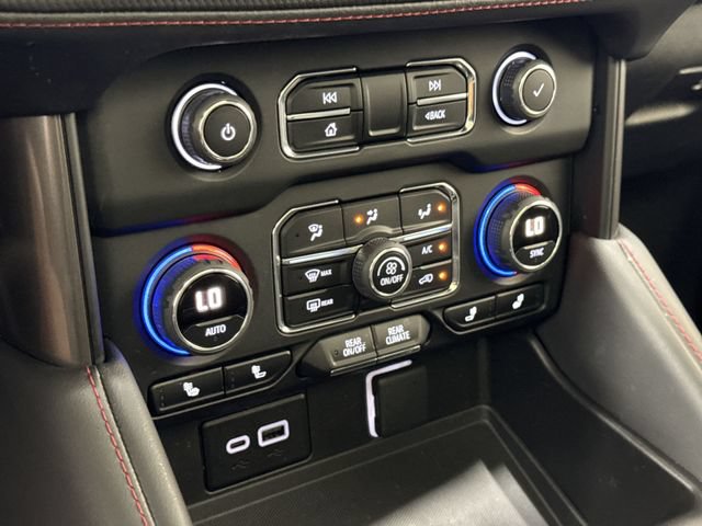Used 2023 Chevrolet Suburban RST w/ Sport Performance Package AWD/4WD image 23