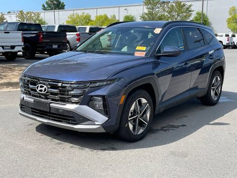 Used 2025 Hyundai Tucson SEL FWD image 3