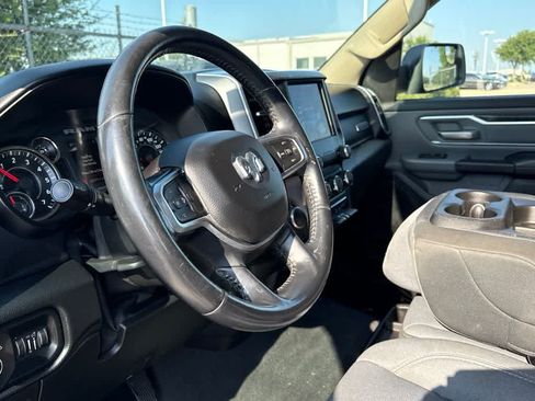 Used 2019 RAM 1500 Big Horn RWD image 15