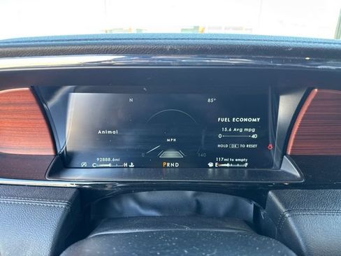 Used 2021 Lincoln Navigator Reserve w/ Luxury Package AWD/4WD image 6