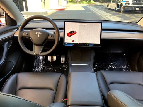Used 2022 Tesla Model 3 Performance image 14