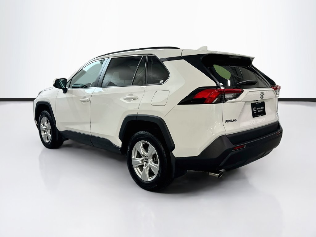 Used 2020 Toyota RAV4 XLE w/ XLE Grade Weather Package AWD/4WD image 7