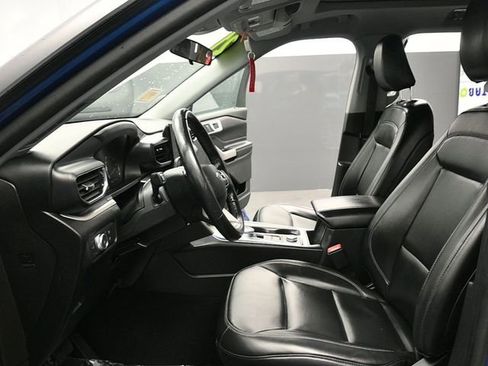 Used 2021 Ford Explorer XLT w/ Equipment Group 202A image 20