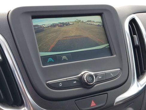 Used 2018 Chevrolet Equinox LT AWD/4WD image 17