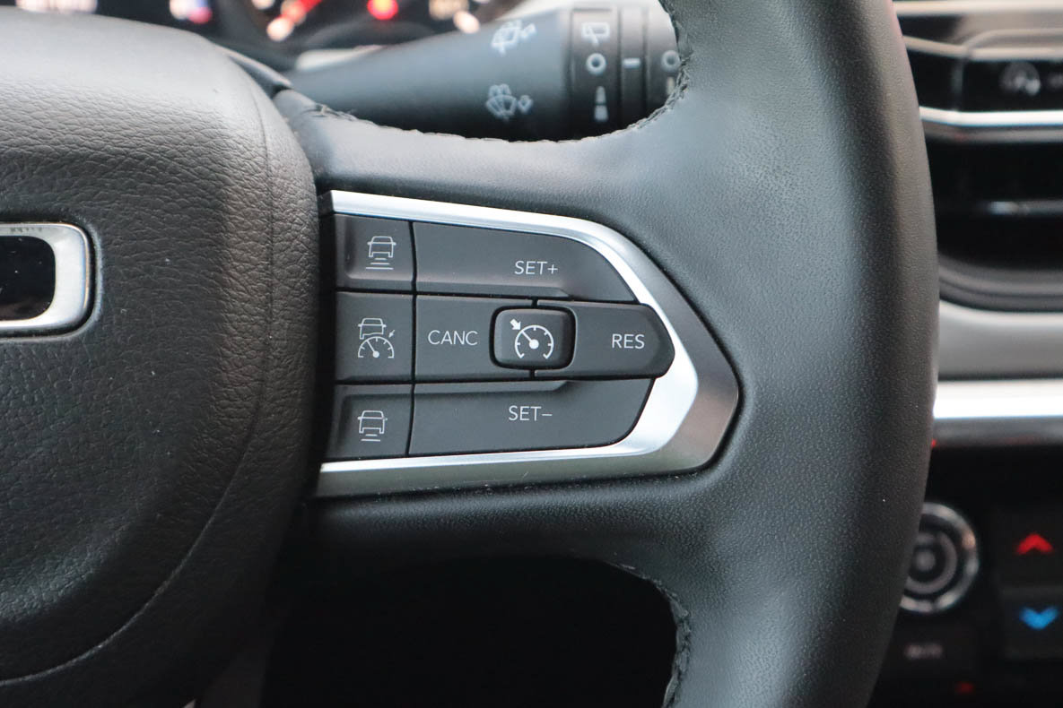 Used 2024 Jeep Compass Limited AWD/4WD image 25
