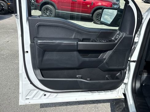 Certified 2022 Ford F150 XLT w/ Equipment Group 302A High image 13