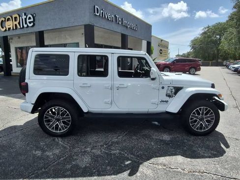 Used 2024 Jeep Wrangler High Altitude AWD/4WD image 4