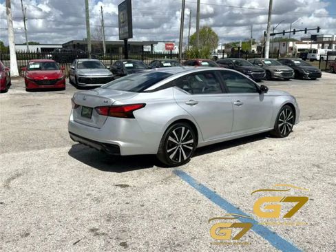 Used 2019 Nissan Altima 2.5 SR FWD image 6